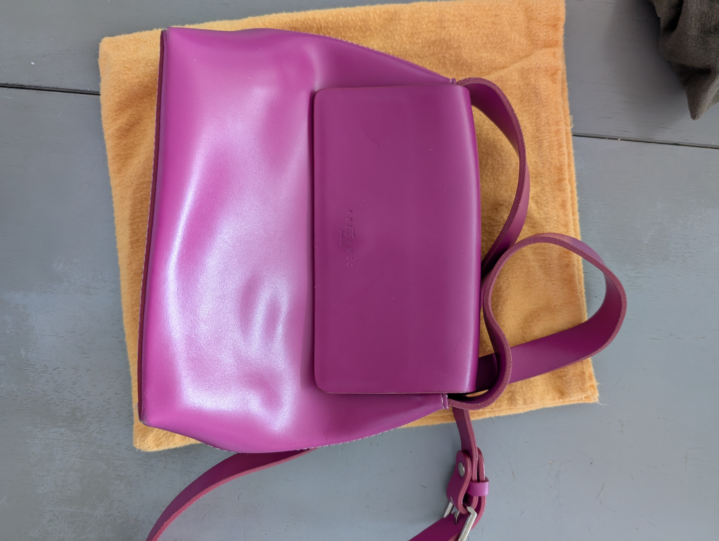 Frederic Paris Crossbody Bag