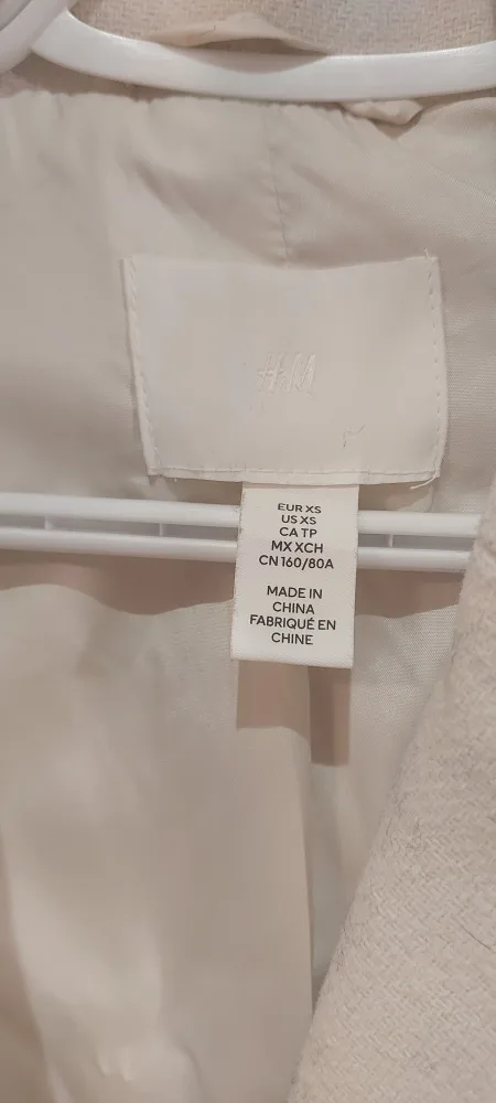 H&M Cream Blazer - Size XS-S image indicator(2)