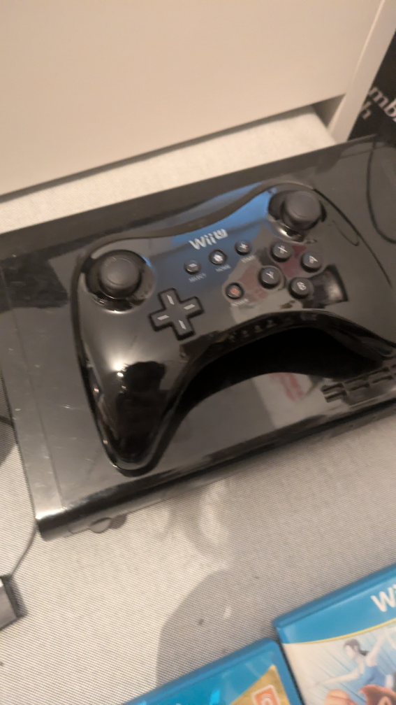 Wii U Console with Gamepad, Pro Controller, & 4 games! - photo 4