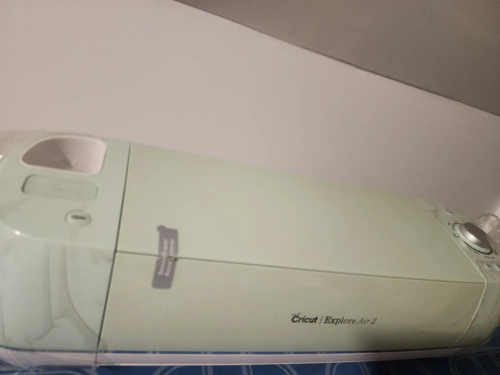 Cricut Explore Air 2 Mint Smart Cutting Machine image indicator(6)