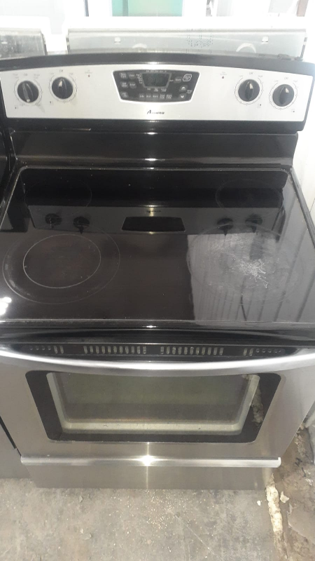 Amana Electric Range - photo 3