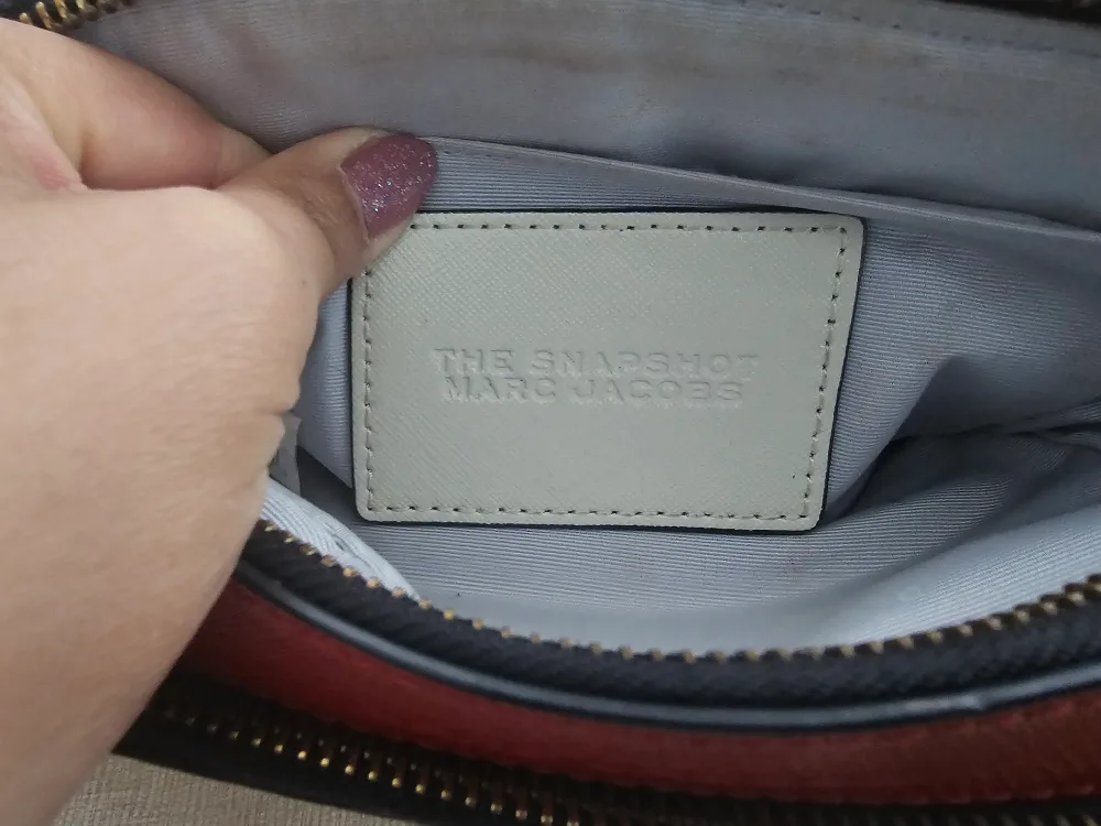 Authentic Marc Jacobs Snapshot Crossbody Bag image indicator(7)