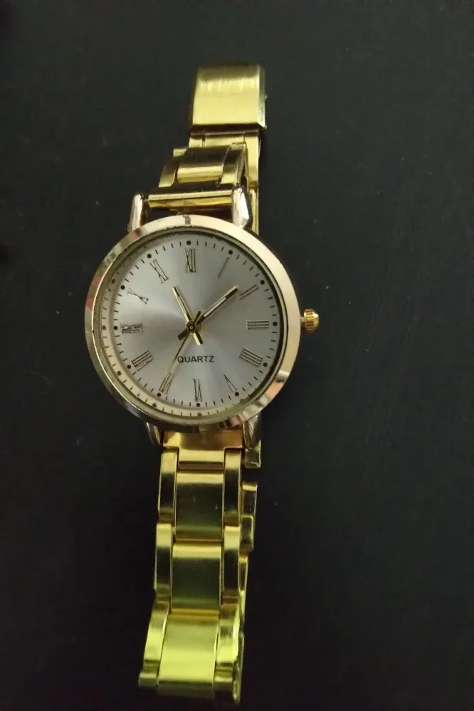 Stylish Women's Watch image indicator(8)