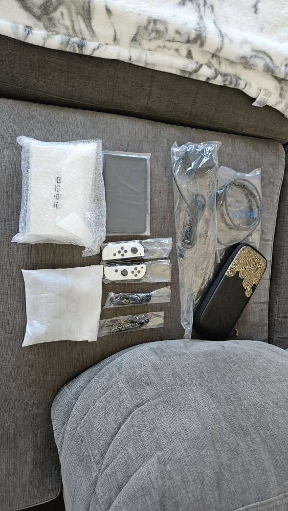 New Nintendo Switch OLED Model - White - photo 2