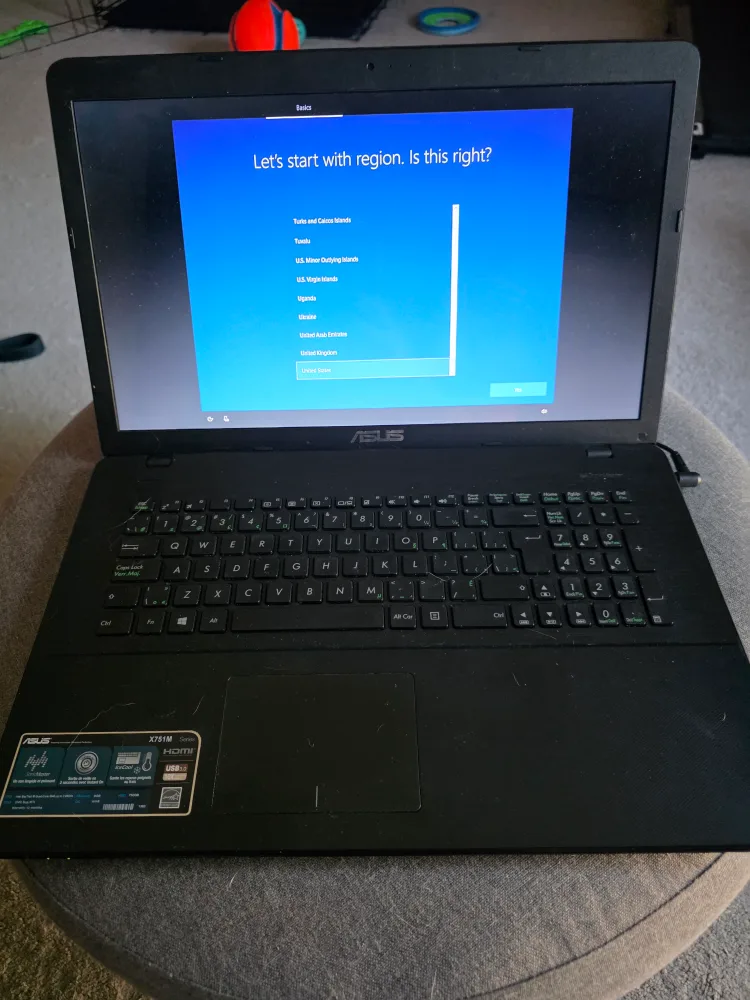 Asus laptop thumbnail