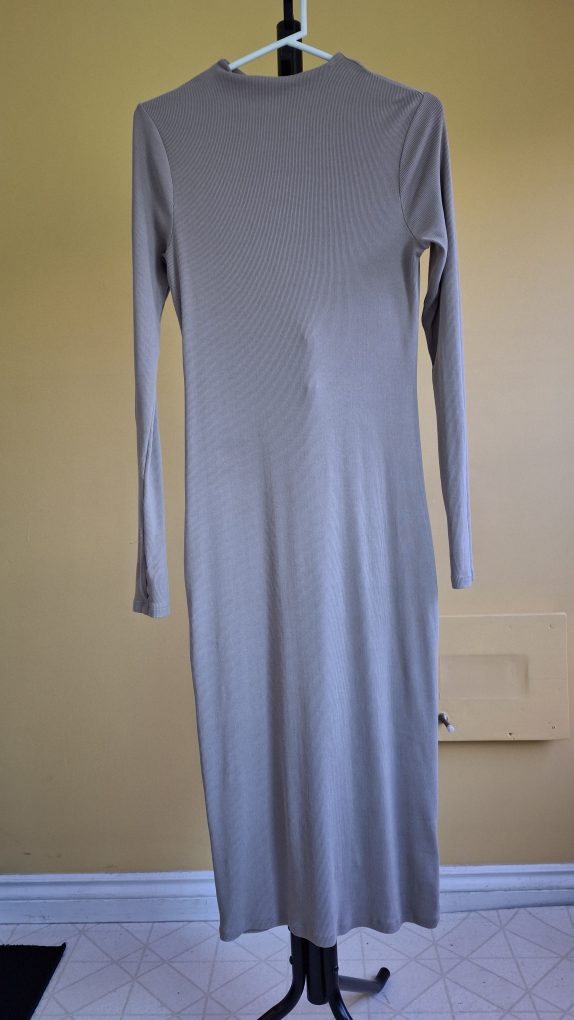 H&M Ribbed Long Sleeve Dress - Size M