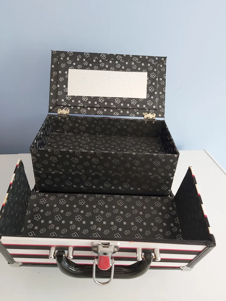 Striped Vanity Case with Mirror thumbnail