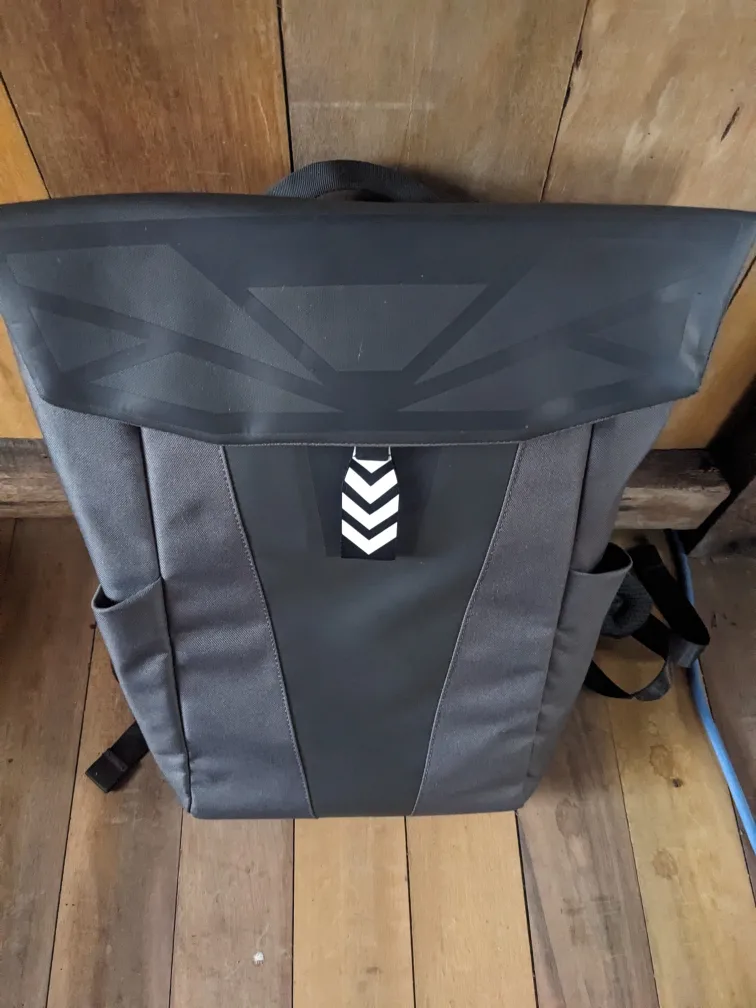 Lenovo IdeaPad gaming 3i laptop image indicator(2)