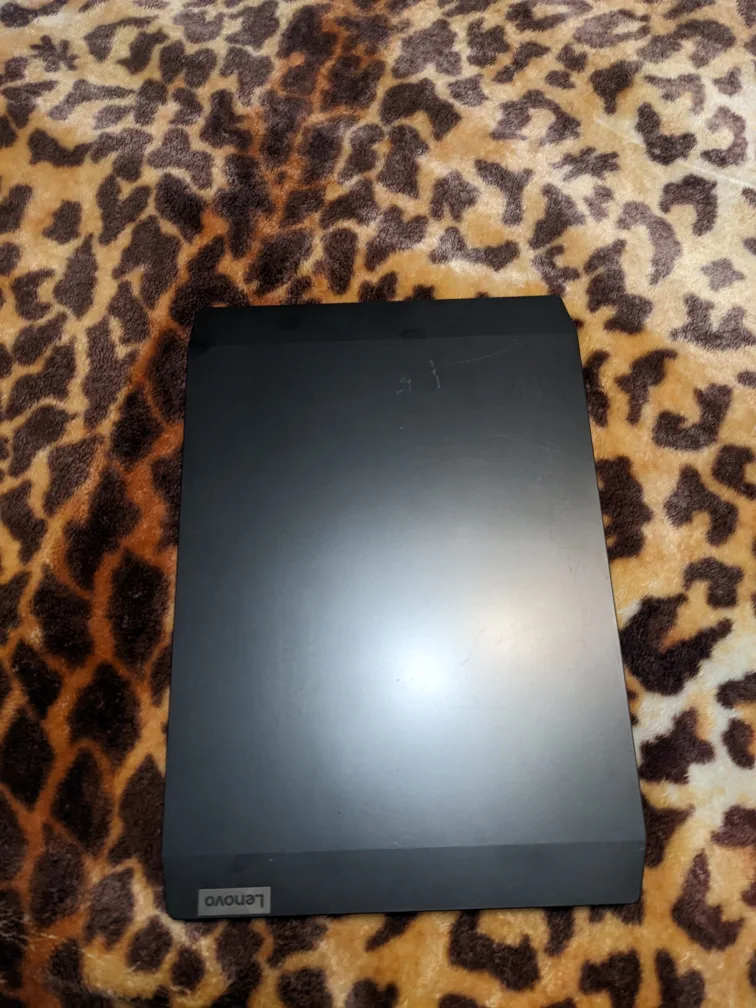 Lenovo IdeaPad gaming 3i laptop image indicator(5)