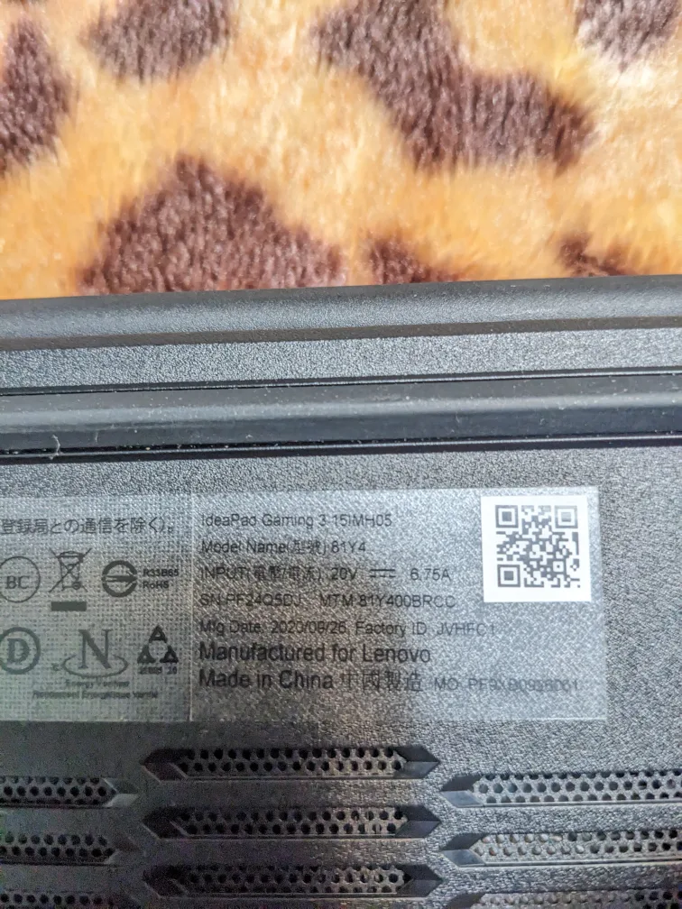 Lenovo IdeaPad gaming 3i laptop image indicator(6)