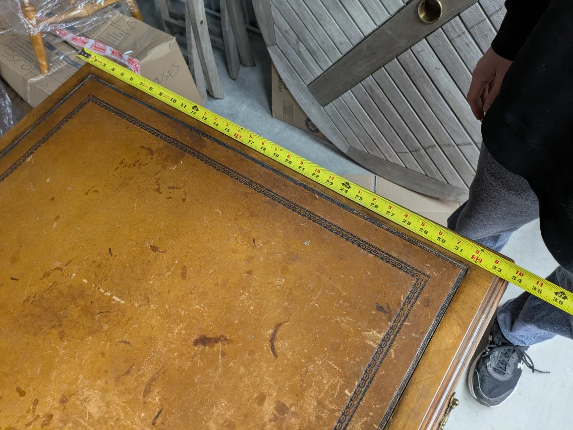 Vintage Leather Executive Chair & Desk Set image indicator(5)