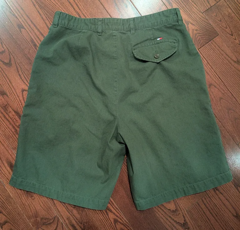 VGUC - Men's Tommy Hilfiger Shorts image indicator(2)