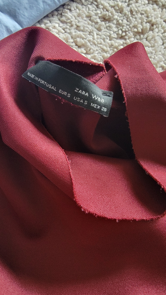 Zara W&B Burgundy Sleeveless Top - photo 4
