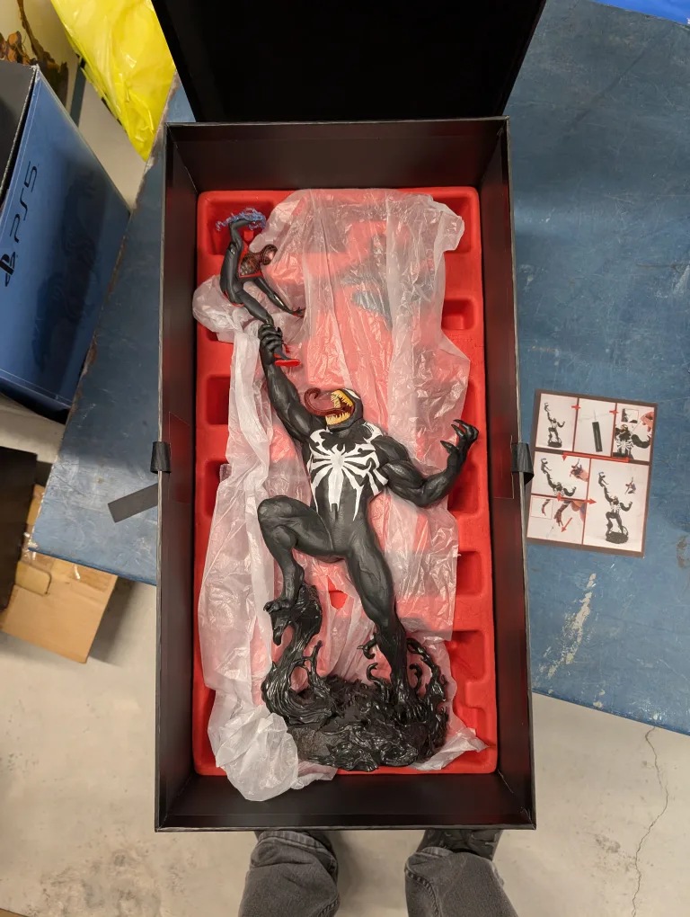Marvel's Spider-Man 2 PS5 Venom Statue thumbnail
