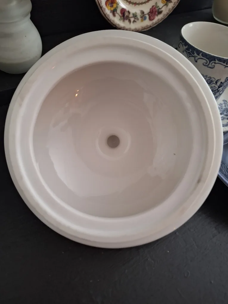 ROYAL ALBERT Moonlight Roses Biscuit Jar image indicator(3)