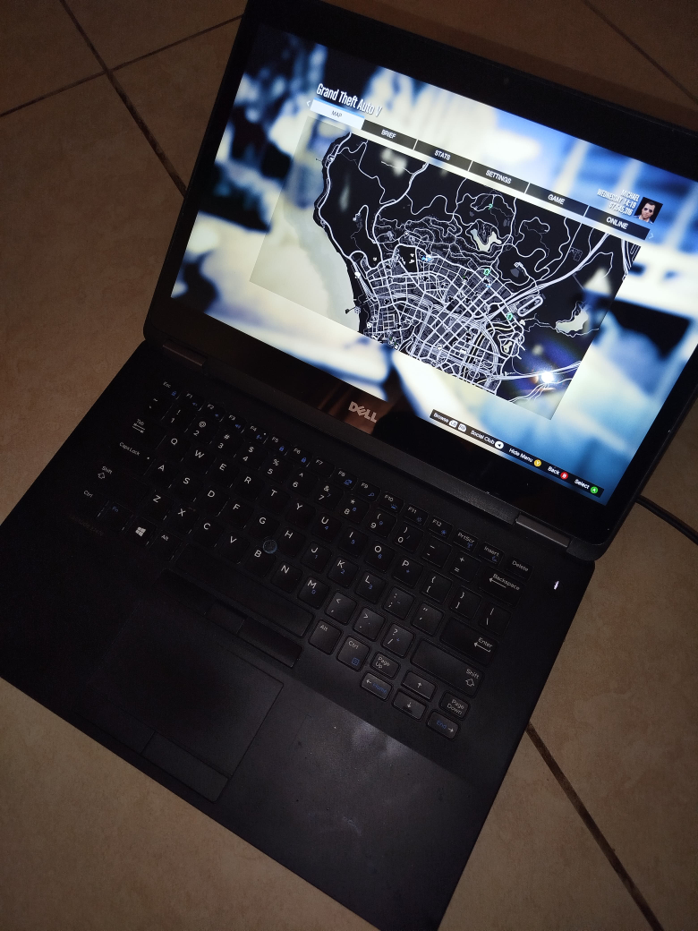 Dell Latitude E7470 - photo 4