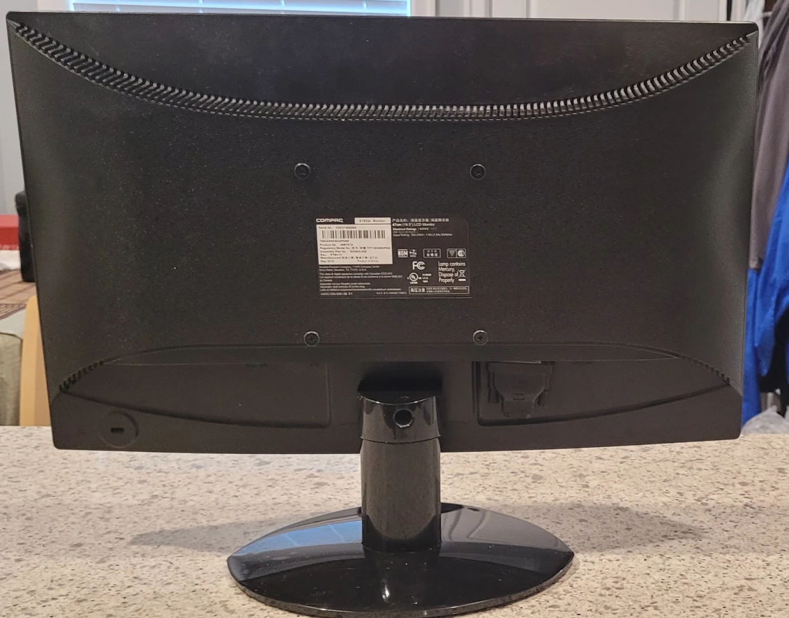 Compaq S1922a 18.5" LCD Monitor with Cables - photo 3