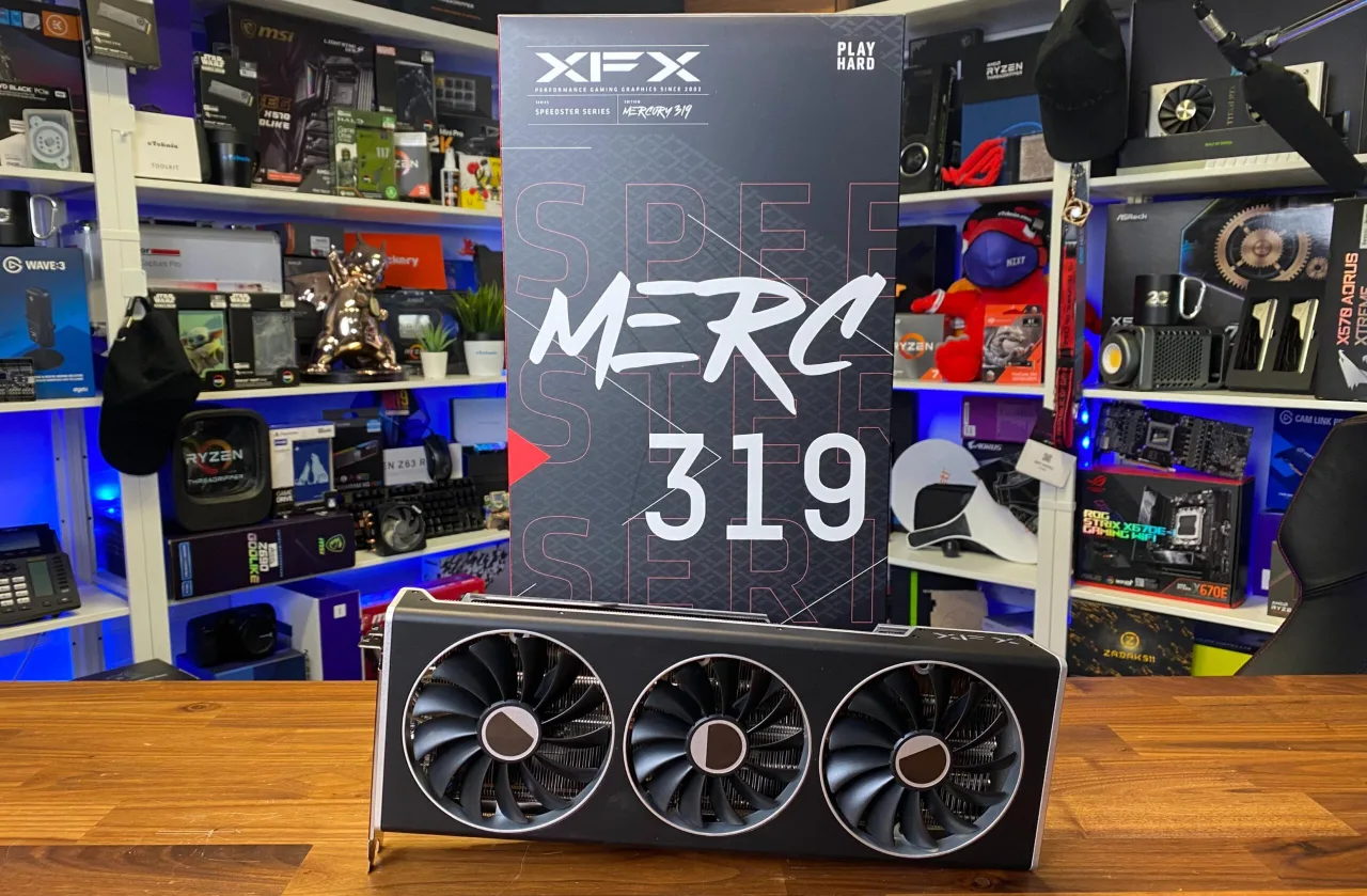 XFX Speedster MERC319 Radeon RX 7800 XT Graphics Card thumbnail