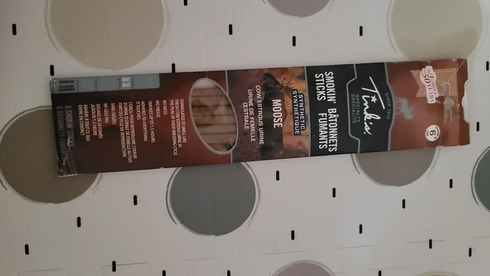 Smokin' Sticks - Moose Urine Scent thumbnail