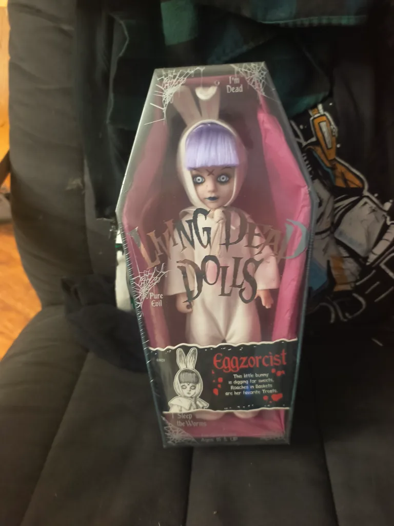 Living Dead Dolls Eggzorcist 13th Anniversary Edition thumbnail