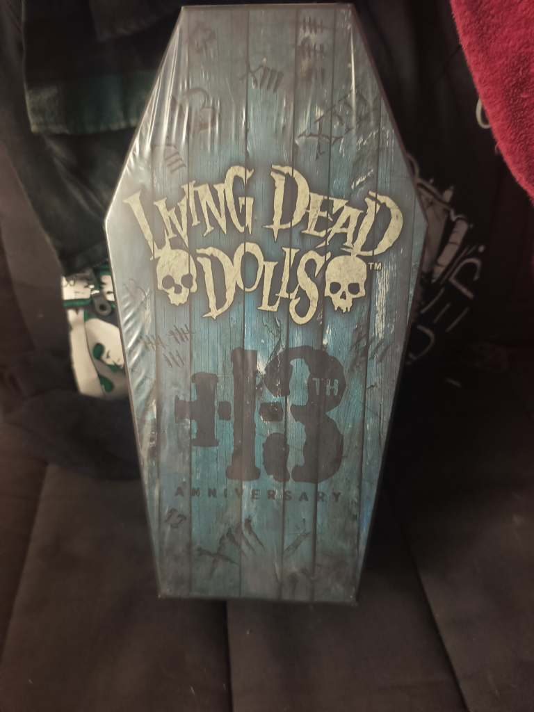 Living Dead Dolls Eggzorcist 13th Anniversary Edition - photo 2