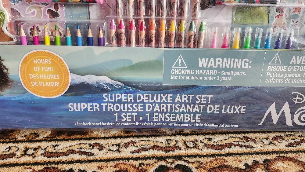 Moana Super Deluxe Art Set  $10 image indicator(2)