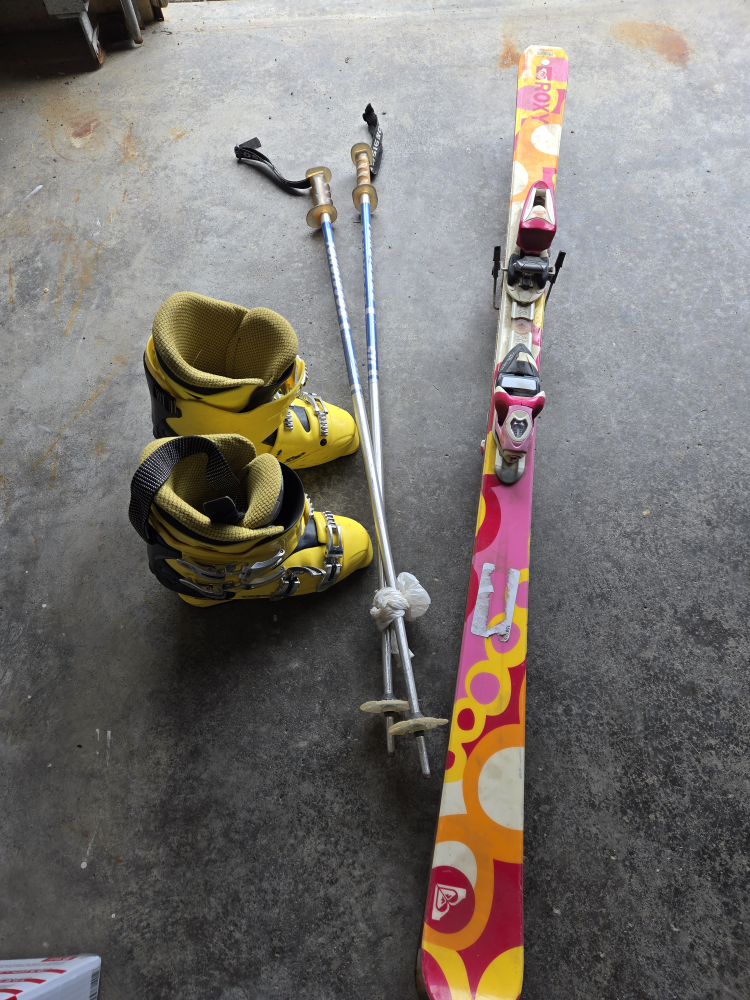 Roxy Skis, Dalbello Boots, Ski Poles Set - photo 4