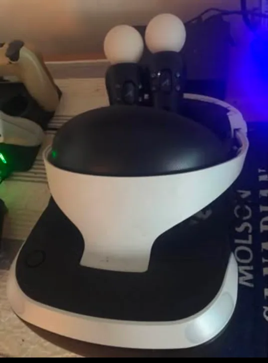 VR Headset with Controllers and Games Bundle image indicator(2)