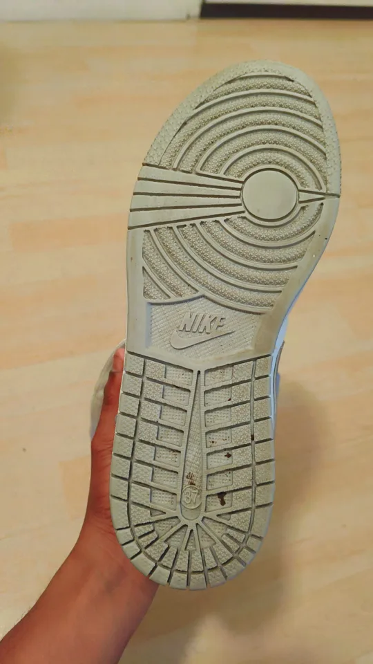 Air Jordan 1 Mid - White/Grey/Light Blue image indicator(5)