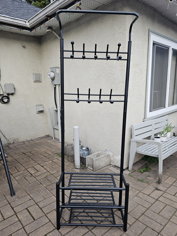 clothes rack - photo 2