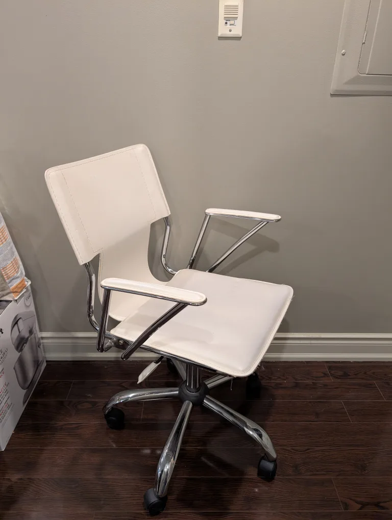 Office Chair - White Designer Leather thumbnail