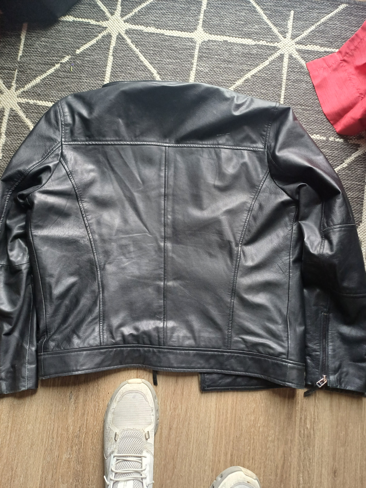 Black leather jacket, Shoes, Watch - photo 3