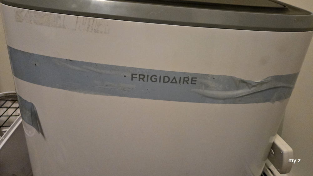 Frigidaire Portable Air Conditioner - photo 2