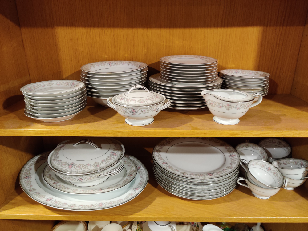 Vintage Noritake Edgewood 63 pc Complete Dinnerware Set
