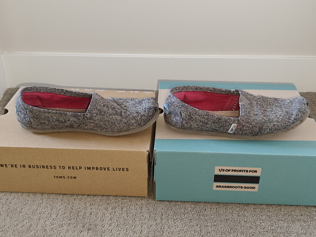 Toms Slip-On Shoes - Classic Silver Karsen - Women Size US W 8 - photo 5