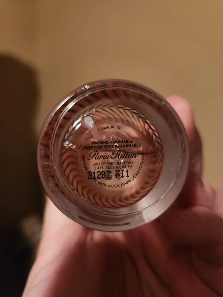 Paris Hilton Eau de Parfum 100ml image indicator(3)