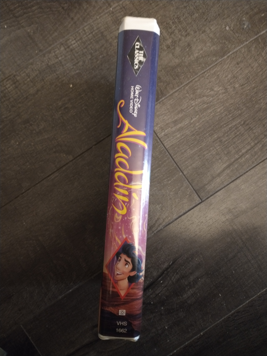 DISNEY'S 1993 ALADDIN, BLACK DIAMOND EDITION VHS - photo 2