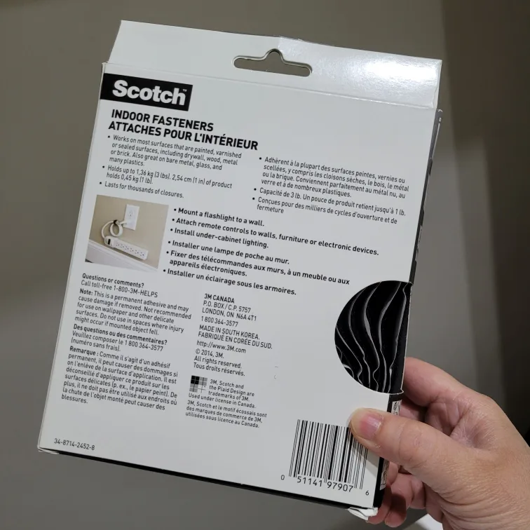 Brand New Scotch 3M Fasteners Strips image indicator(2)