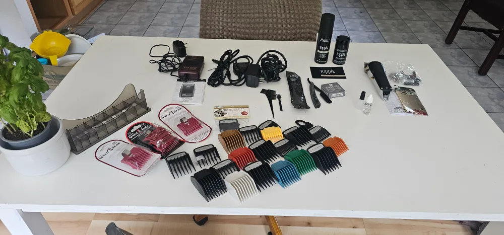 Toppik Hair Fibers & Wahl Shaver Shaper thumbnail