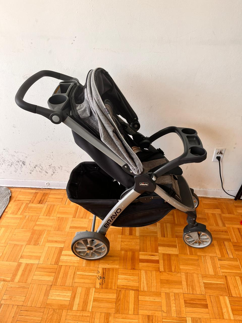 Chicco Keyfit 30 Infant Car Seat and Bravo Stroller Combo - photo 2