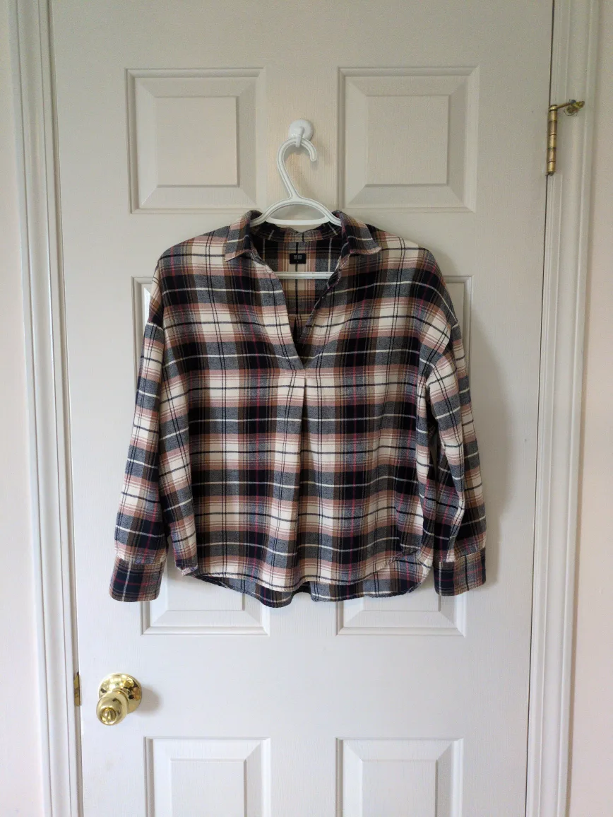 Uniqlo Plaid Shirt - Size S thumbnail