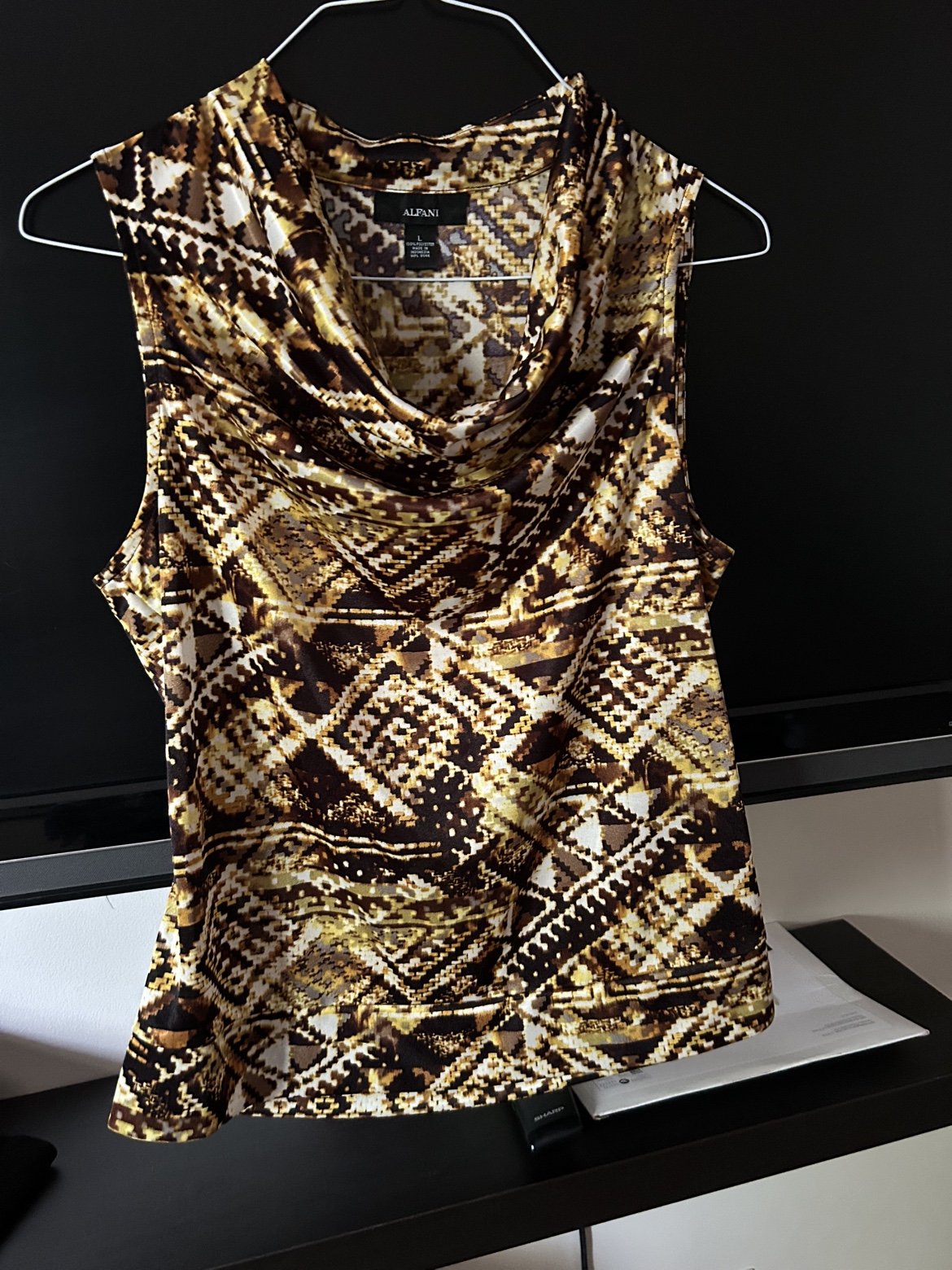 Free preloved clothes - photo 3