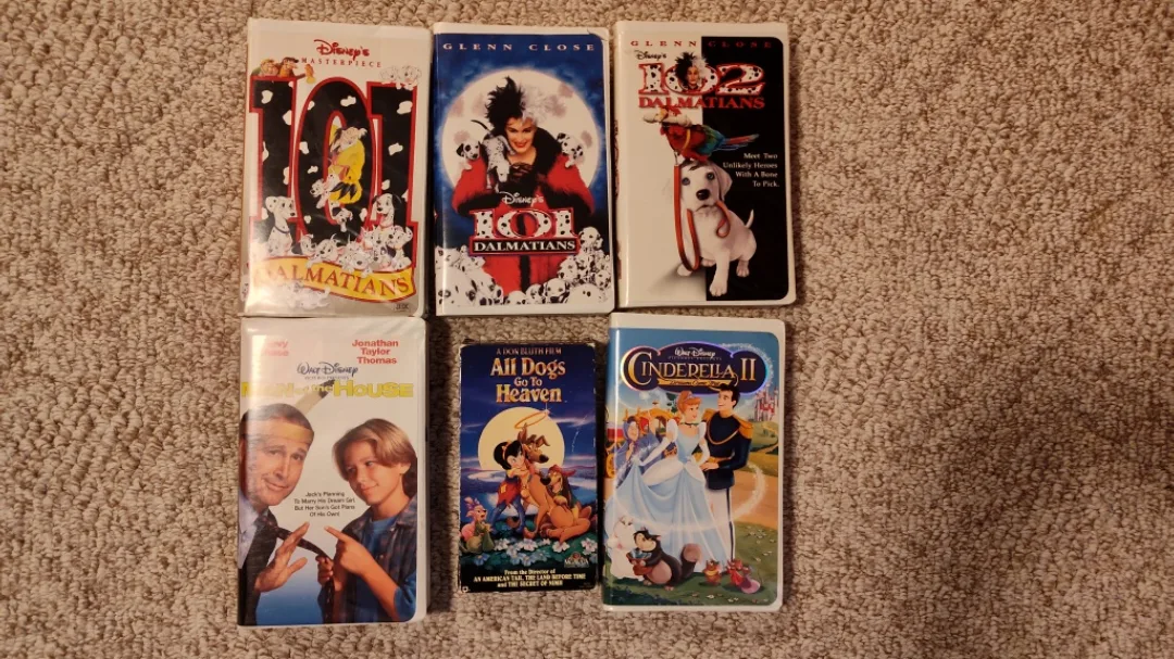 Vintage VHS Tapes - Disney, MGM and More image indicator(4)