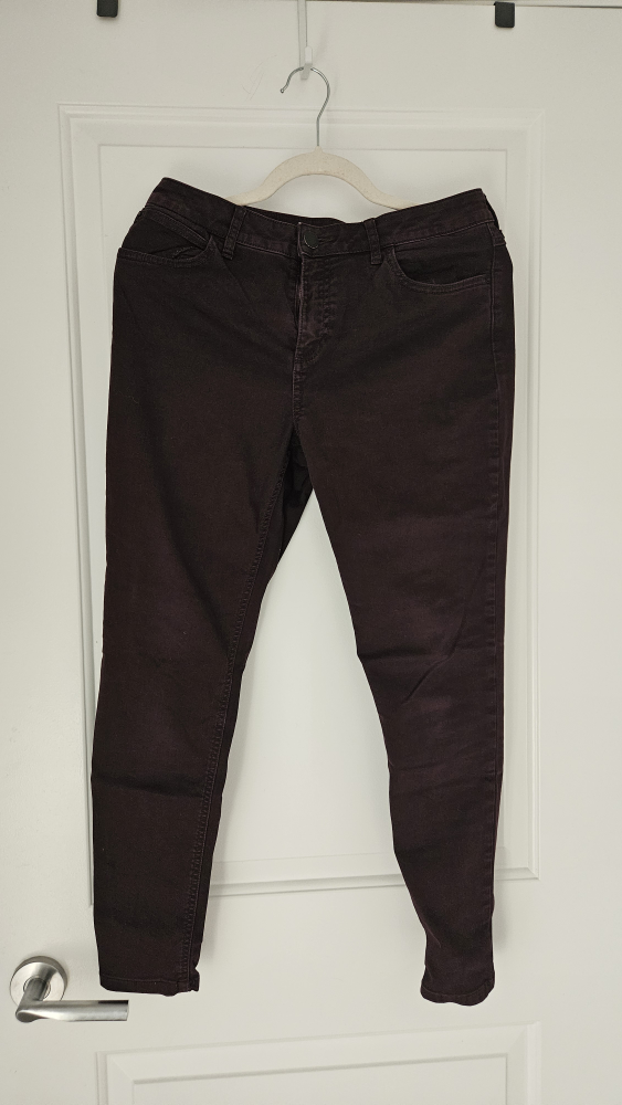 Marks and Spencer (M&S) Burgundy Jeggings - Small (2 - 4)