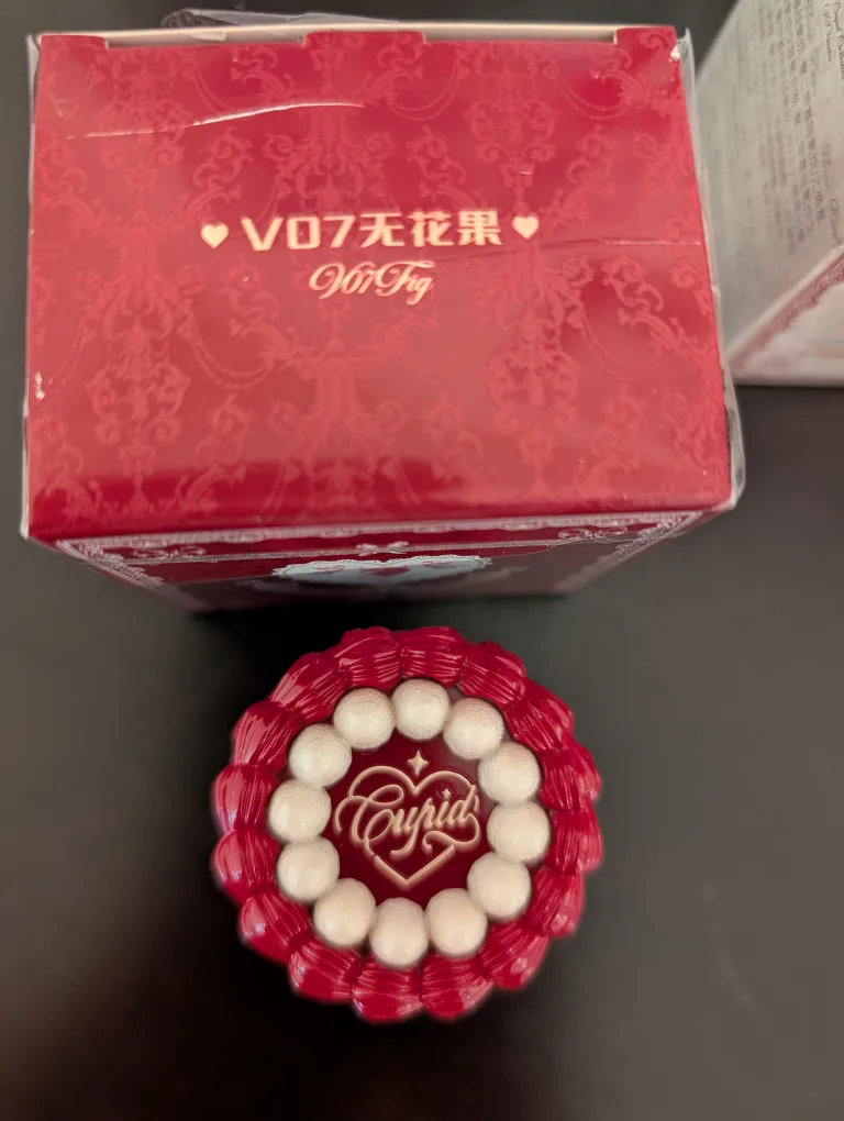 Flower Knows Cupid Mirror and Makeup Set. NEW image indicator(3)