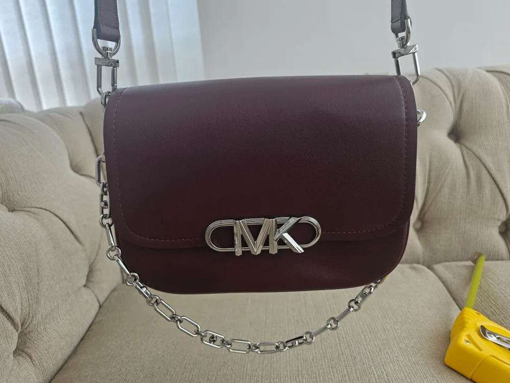 Authentuc Michael Kors Burgundy Crossbody Bag thumbnail