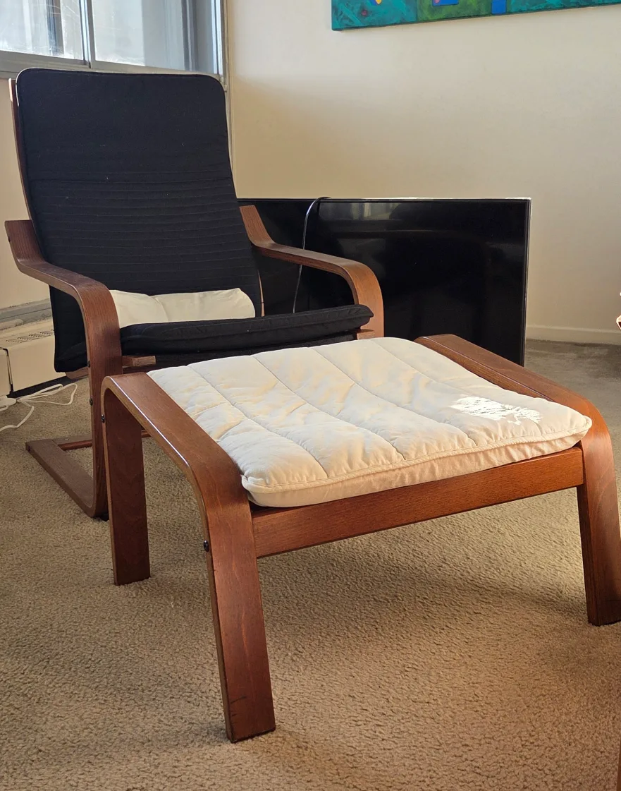 Ikea poang Chair with Footstool💚 thumbnail