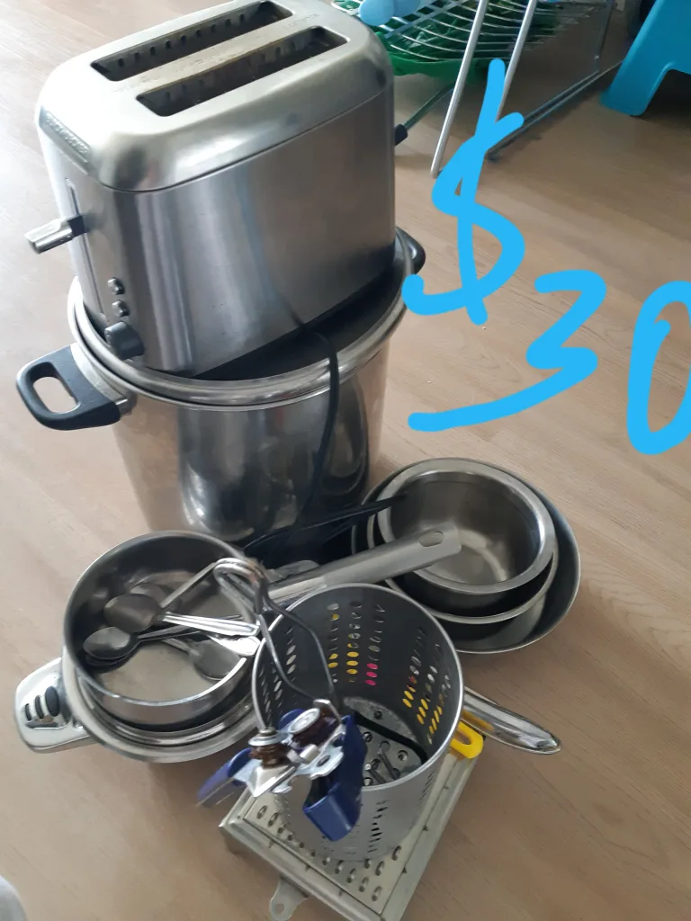 Bundle Steels Kitchen Utensil $30. thumbnail