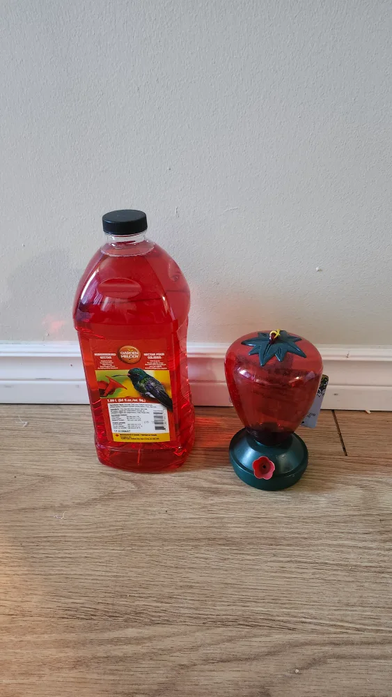 Garden Melody Hummingbird Nectar & Feeder thumbnail