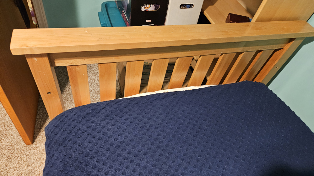 Twin Land of Nod Bed Frame with Pull Out Trundle - photo 5